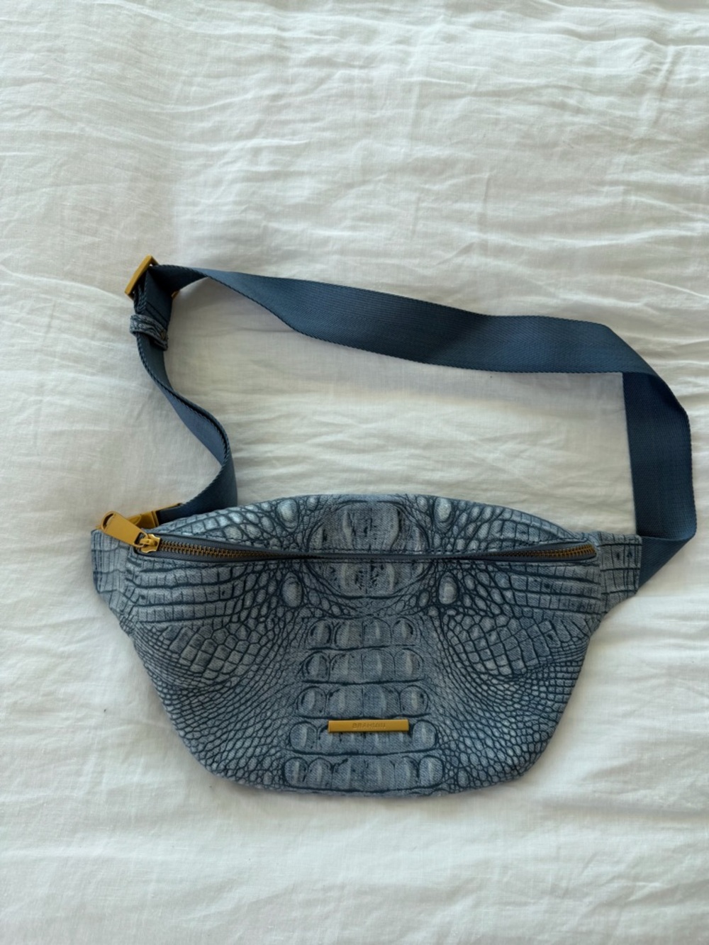 Brahmin Blue Croc-Embossed Denim Cross Body Hollis Pouch Bag - Picture 3 of 7